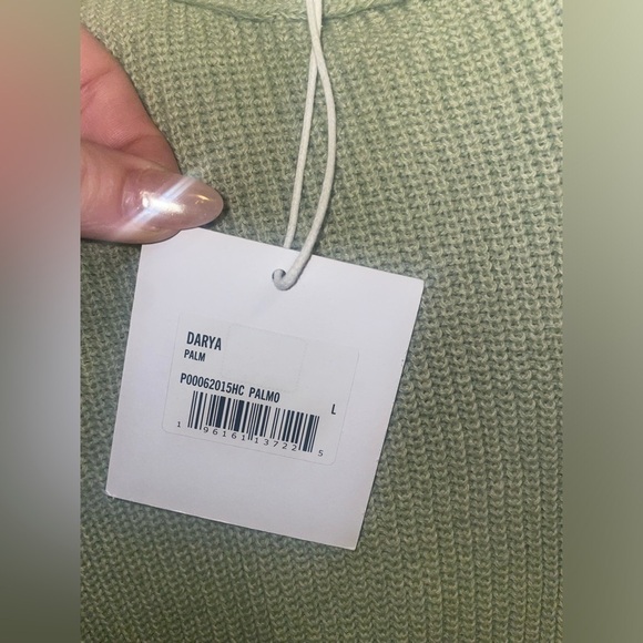 New! Revolve x Pistola Darya Oversized Pullover Sweater in Palm 🥑 Large NWT! - Picture 7 of 7